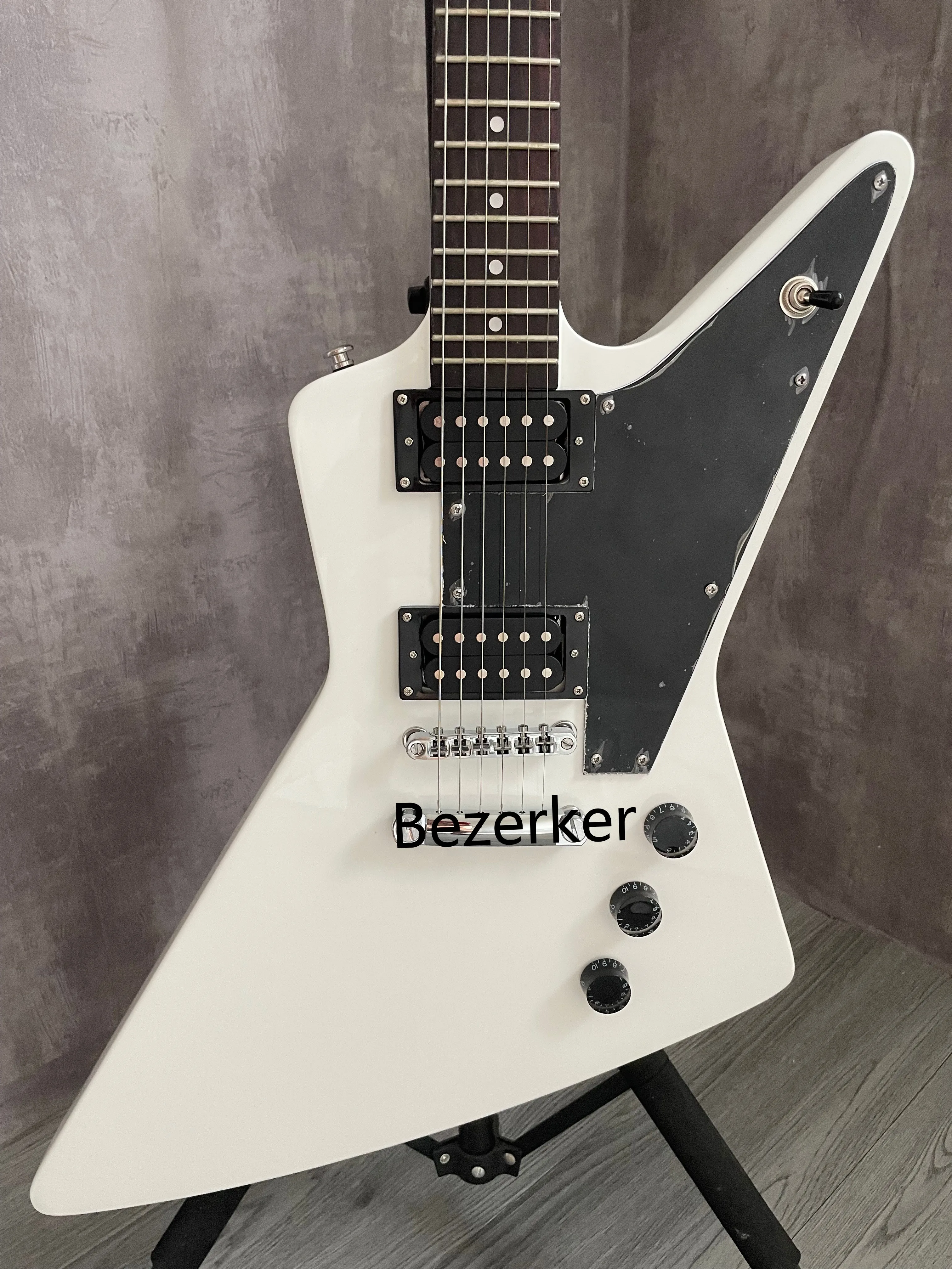 Custom High Quality 70s Explorer Classic White Electric Guitar Mahogany Body