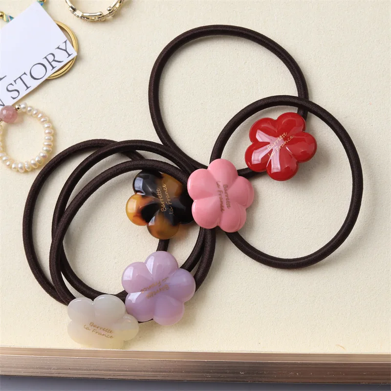 

Elastic Flower Style Hair Band - Perfect for Ponytails