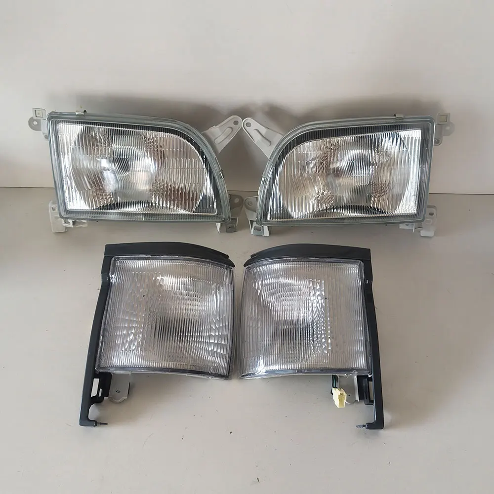 2pcs/4pcs Car Headlights for Toyota Hiace LH168 Regius Ace 1998 1999 2000 2001 2002 2003 2004 Car Headlamp