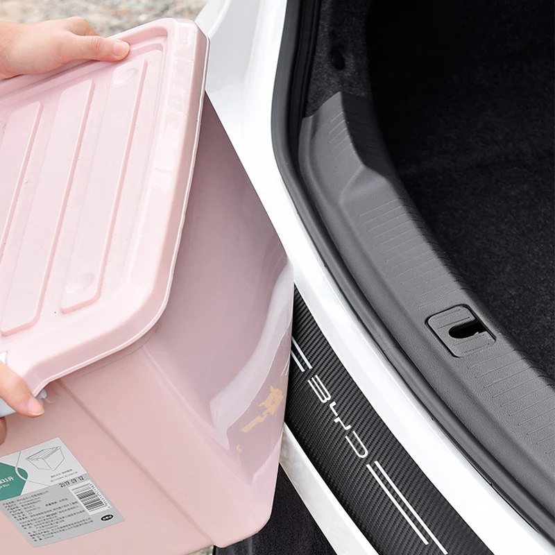 Car Rear Trunk Door Bumper Guard Plate Protector Strip for BYD Atto 3 EV 2022 2023 Leather Anti-Scratch Bar Sticker Accessories