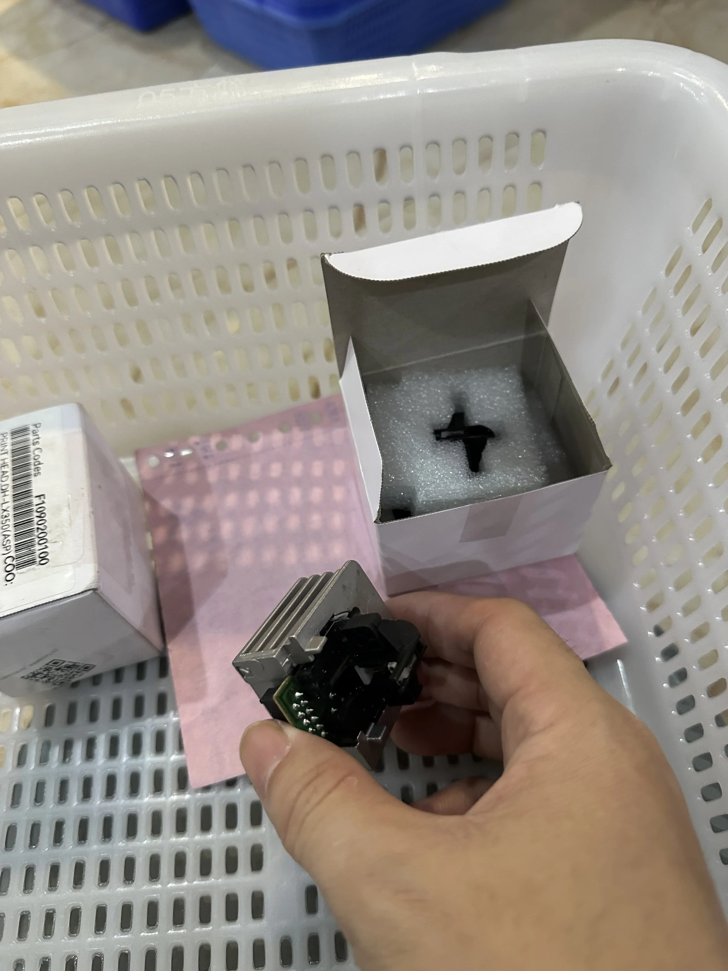 

1 шт. печатающая головка F109000 для Epson LX310 LX350, новая совместимая головка принтера с матрицей