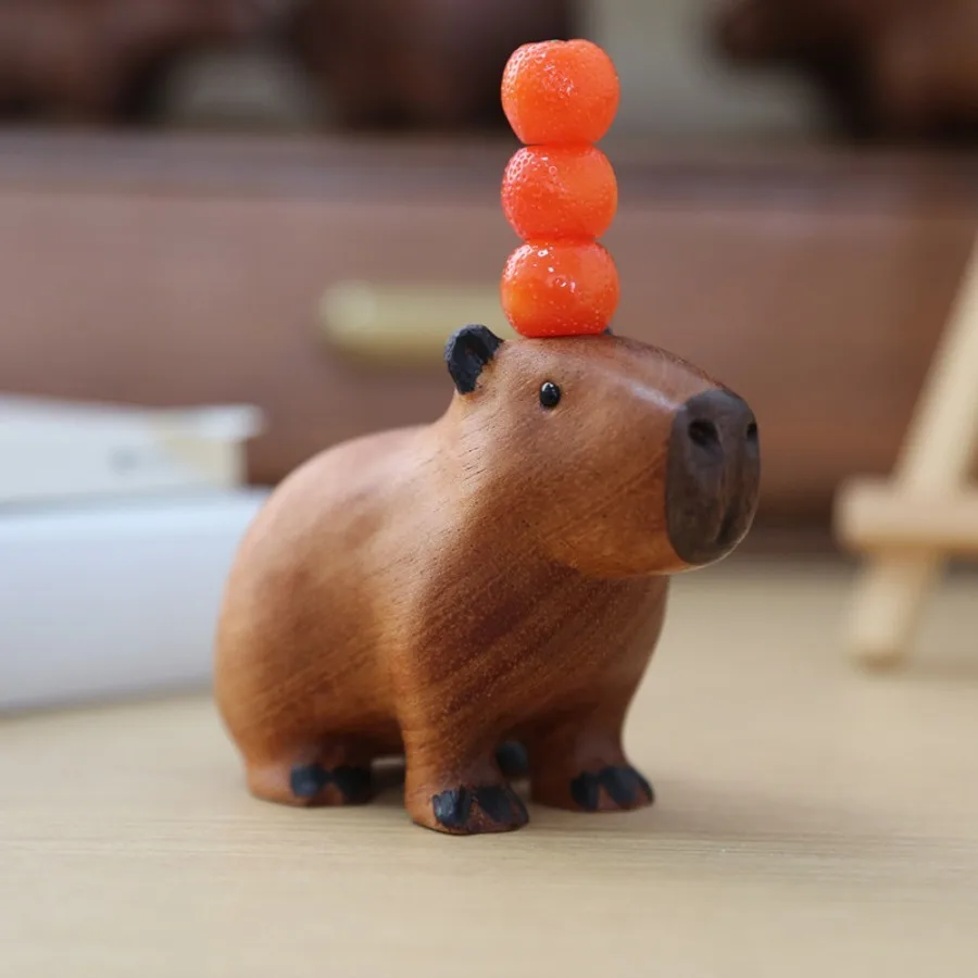 Cute Wooden Carving Capybara Guinea Pig Water Deer Adorable Stress Relief Figurine Birthday Gift Calming Desktop Decor Ornament