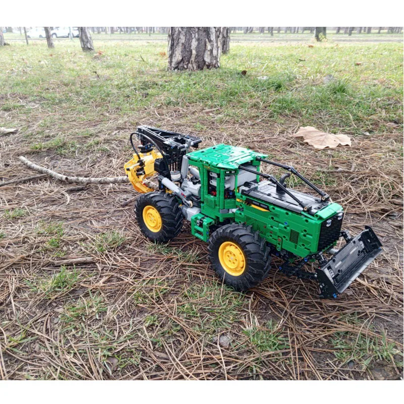 

MOC-212875 New Retro 90s Remote-Controlled Logging Truck Building Block Model, 1473 Parts, Boys' Children's Birthday Toy Gift