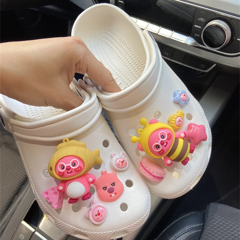 

MINISO Cute Cartoon Animal 3D Shoe Charm DIY Shoe Decorations Accessories for Bogg Bag Slides Sandals Clogs Kids Gifts