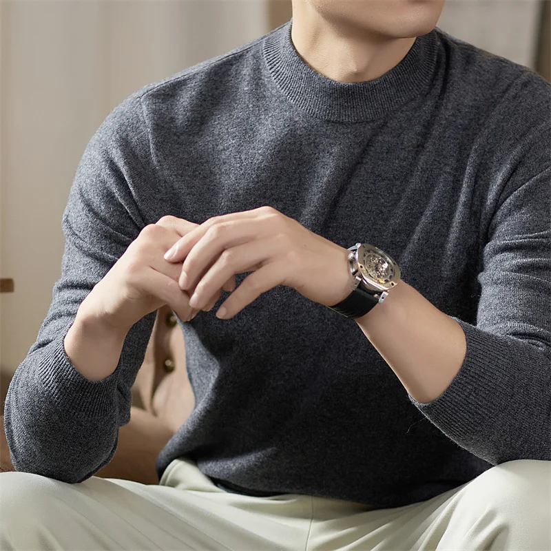 Prawdziwy sweter męski ze 100% wełny owczej, klasyczny, jednolity, kaszmirowy, podstawowy, na jesień i zimę 2025, z okrągłym dekoltem.