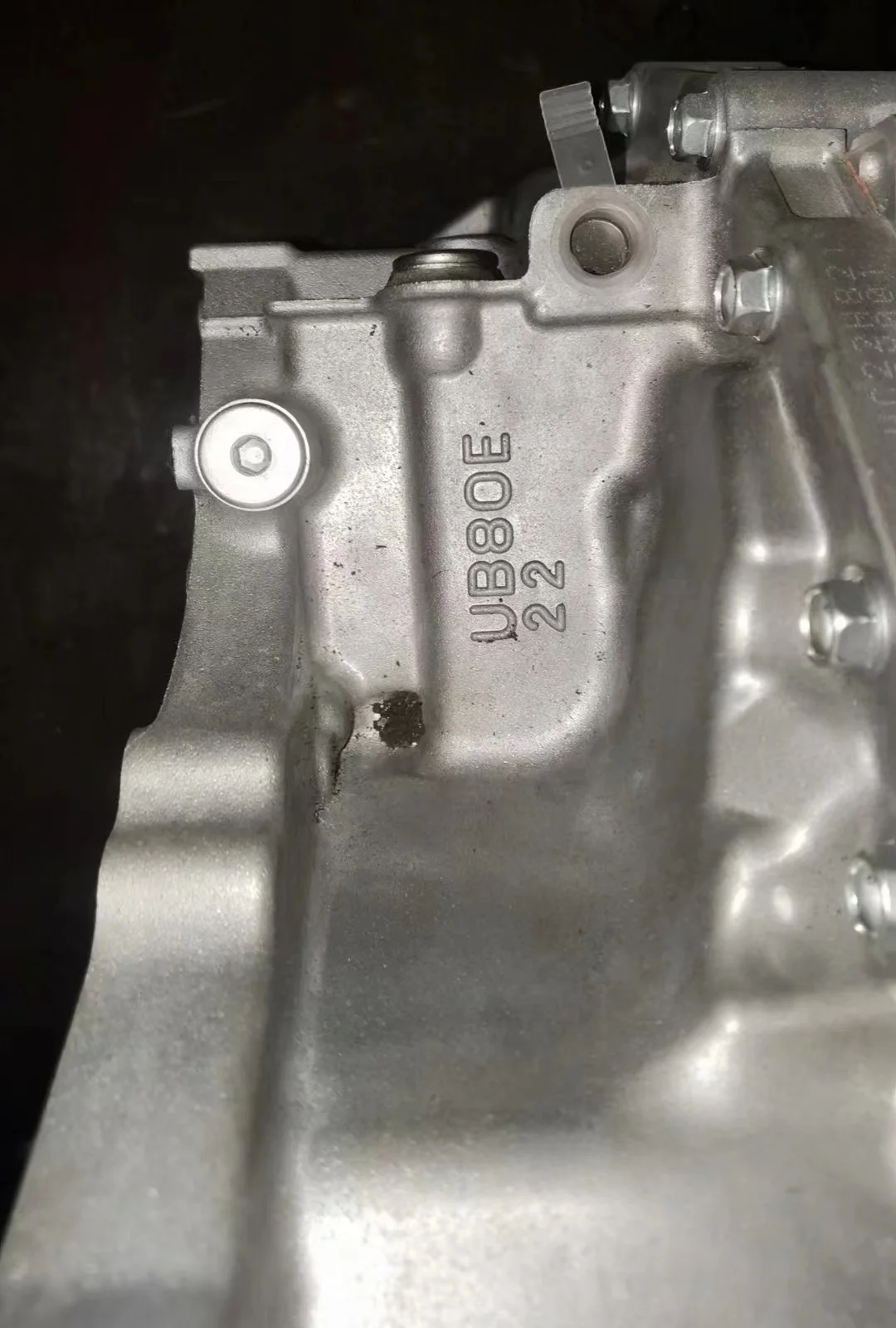 Brand New 3050033881 3050033891 Car Chassis Part UB80E UA80E For Toyota 8speed Manual Automatic Universal Transmission Gearbox