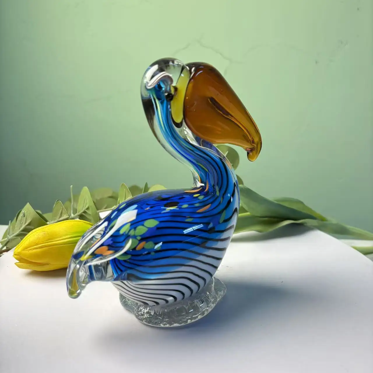 Simulated bird glazed ornament, zoo big bill bird desktop entrance glazed ornament, cute pelican handicraft