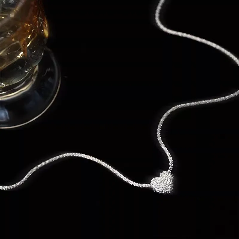 

New 925 Sterling Silver Heart-Shaped Necklace Personality Charm Simple Love Shape Pendant Choker Women Exquisite Jewelry