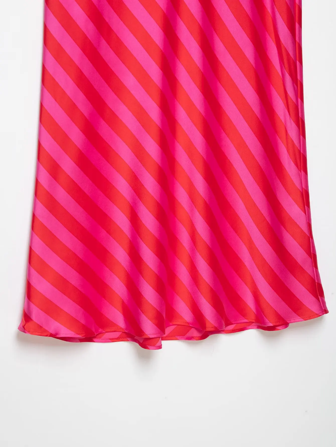 Damen Mode Satin-Streifen-Sets Sexy Neckholder Rückenfreies Ärmelloses Top + Lange Röcke Sommer Urlaub Neu 2-teilig – Detail 19