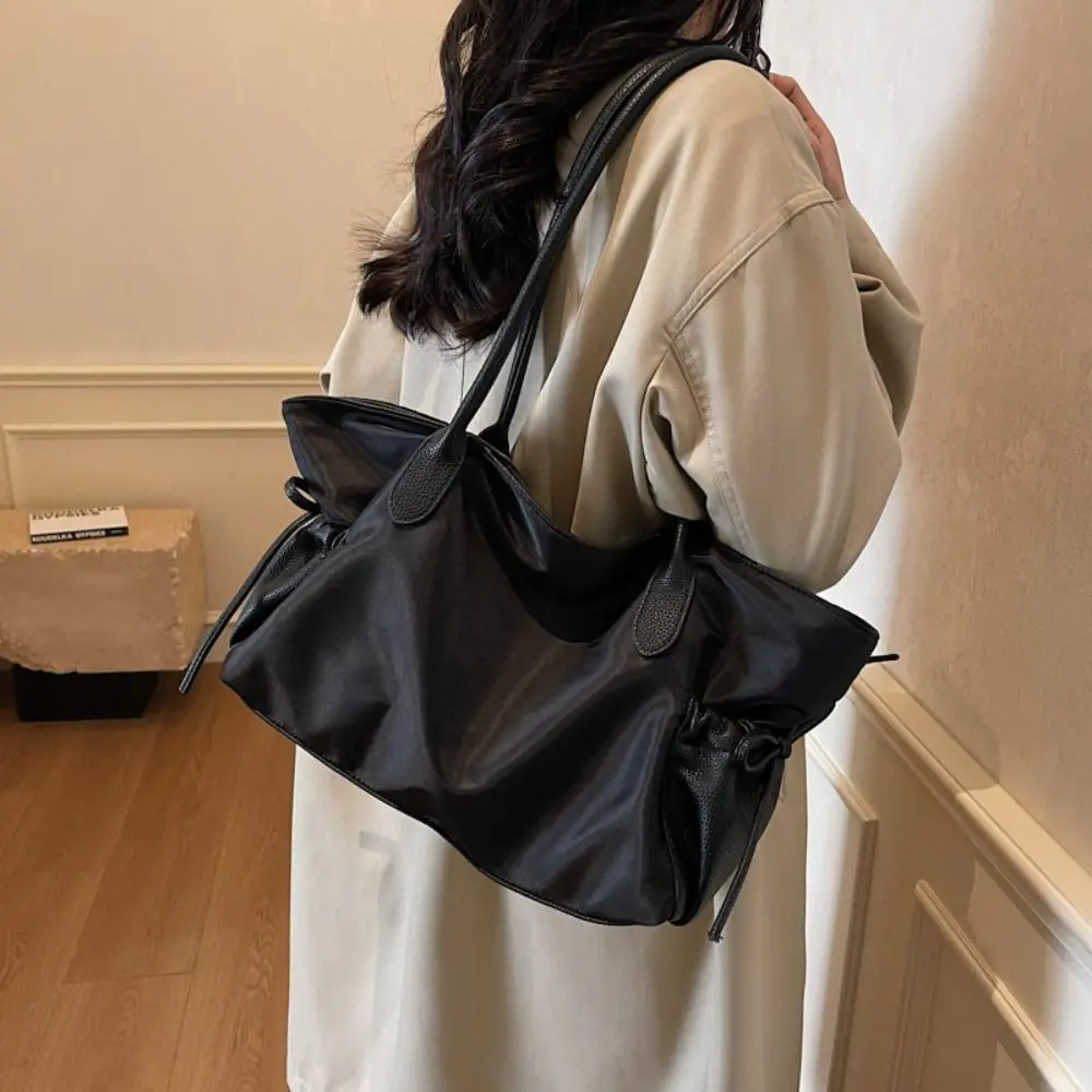 

Portable Casual Nylon Shoulder Bag Zipper Lightweight Nylon Cloth Tote Bag Korean Style Large Capacity Handbag Outdoor