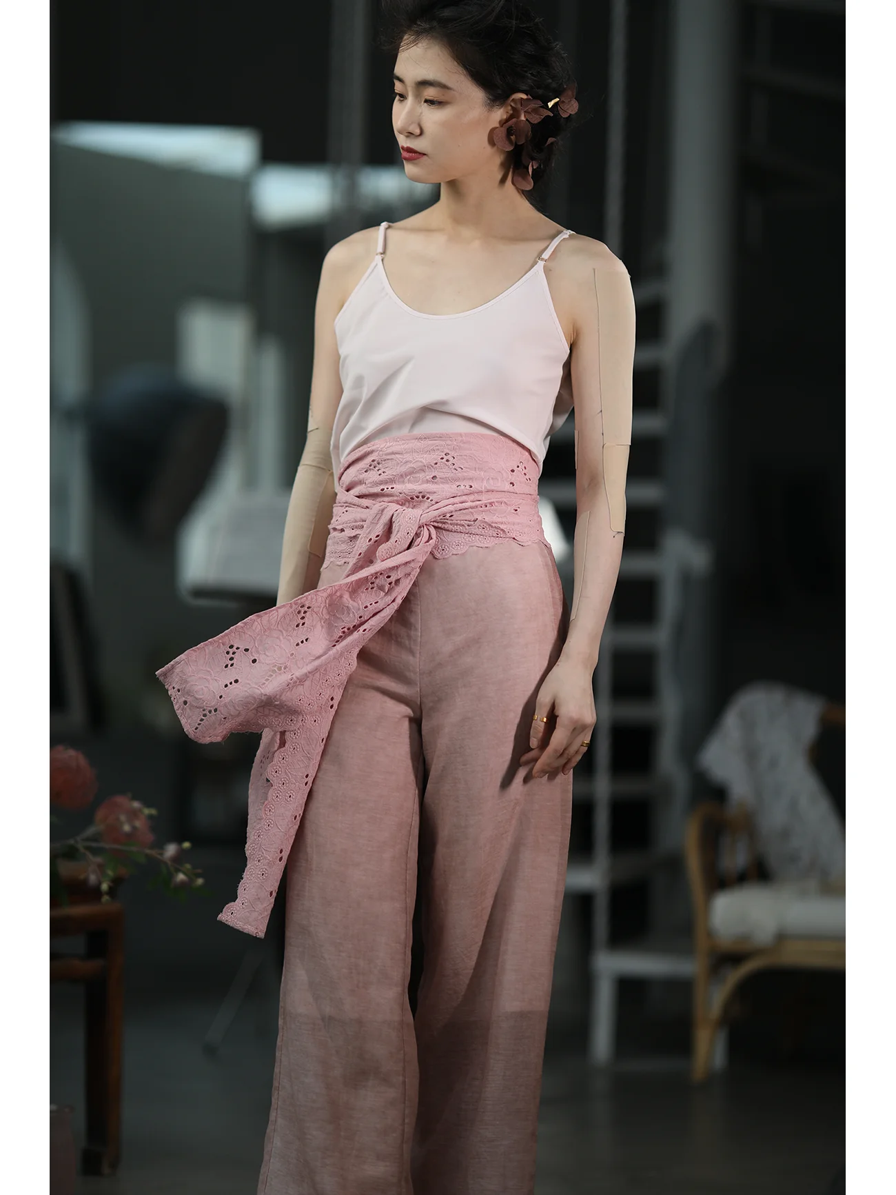 

Универсальный (двусторонний) жилет-топ Ninth Cloud: комфортный, легкий, высококачественный, розовый, с оригинальным дизайном...