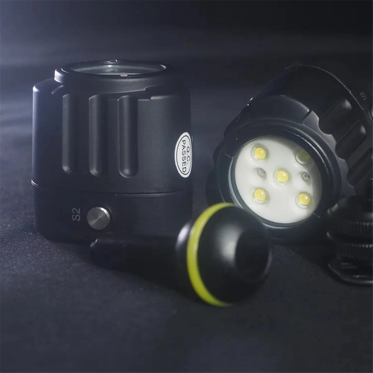 AB53 40 Meter Waterproof Diving Fill LED Light 1000LM Outdoor Photography Lighting Light for Various Action Camera and Phone