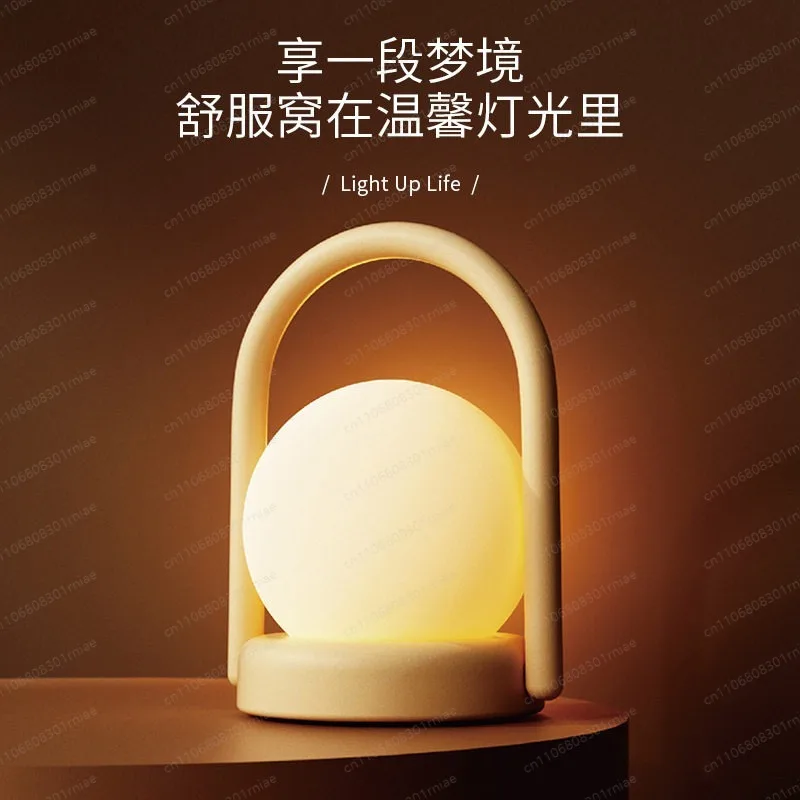 Creative portable ambient retro desk lamp luxury medieval touch portable rechargeable bedroom bedside decoration