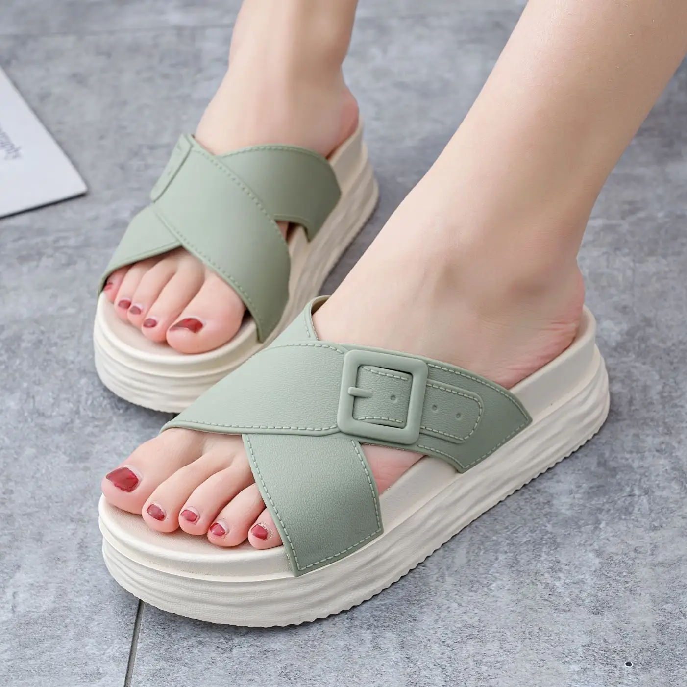 New Summer Women's 5cm Thick-soled Platform Shoes Casual Fashion INS Style Heightening Slippers