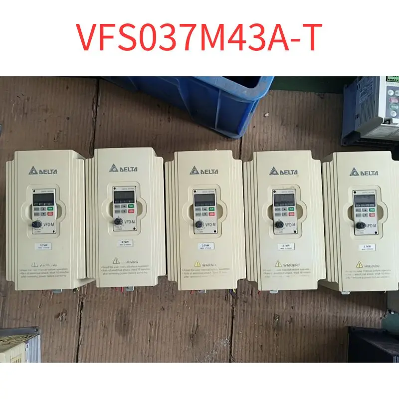 Second-hand VFS037M43A-T frequency converter