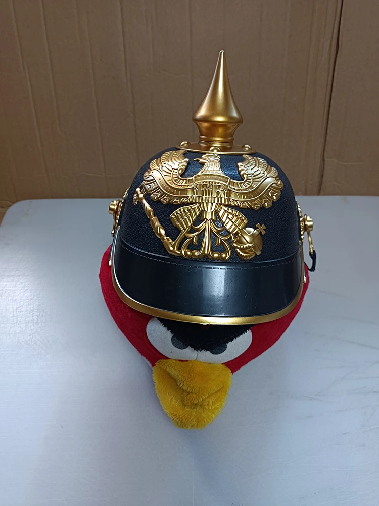 男の子向けファンシーなドイツ風円錐形ヘルメット、貴重なコスプレ小道具、帝国ギフト、クリスマスパーティー、パフォーマンス装飾に最適