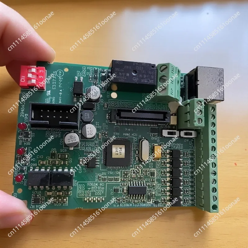 The VFD-E frequency converter series is 5.5-7.5-11-15-18.5KW. The main CPU board and control board are 2945450309