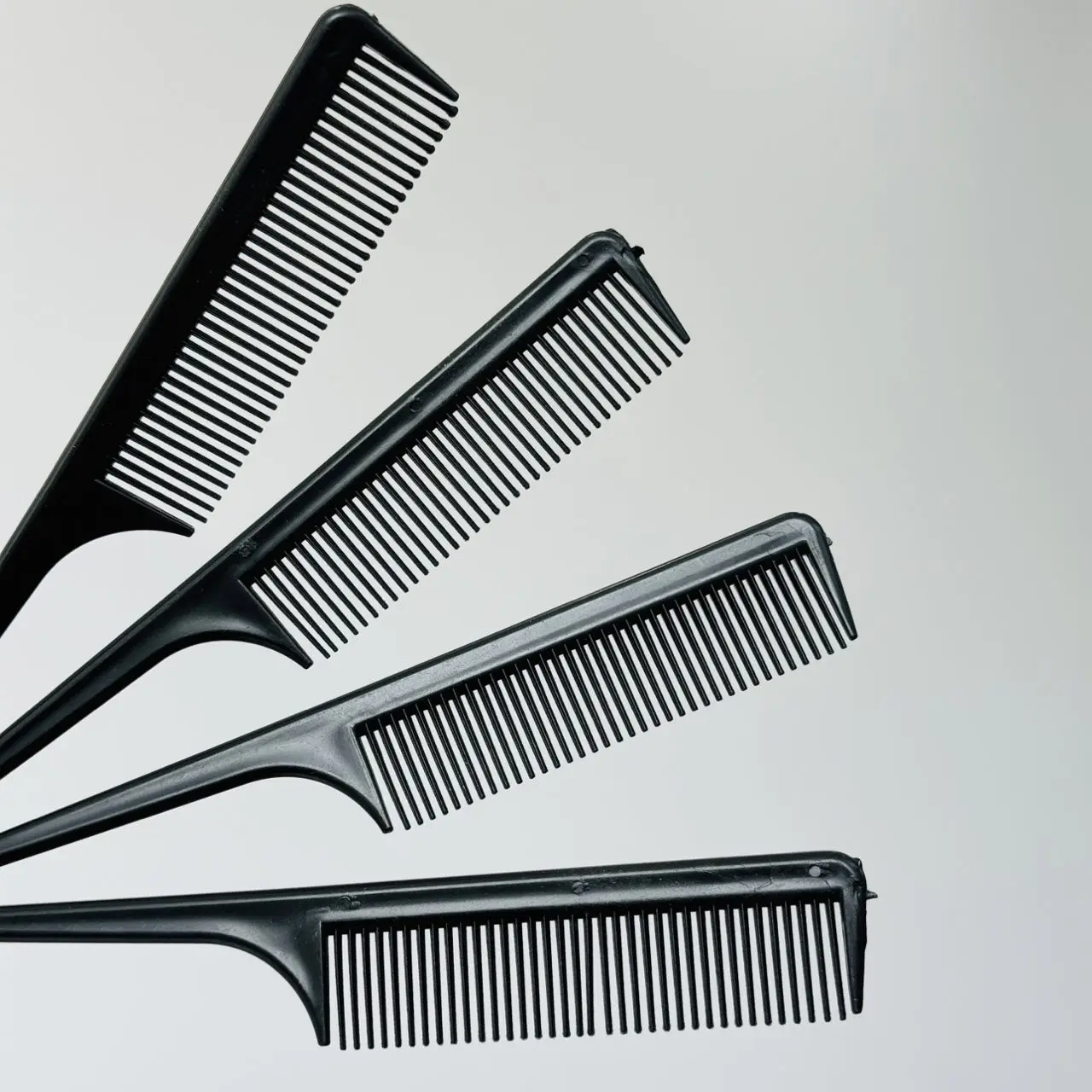 Comb Carbon Fiber Spike Tail Comb Pick Hair Plastic Coiffure Wig Hairdressing Barber Accessories