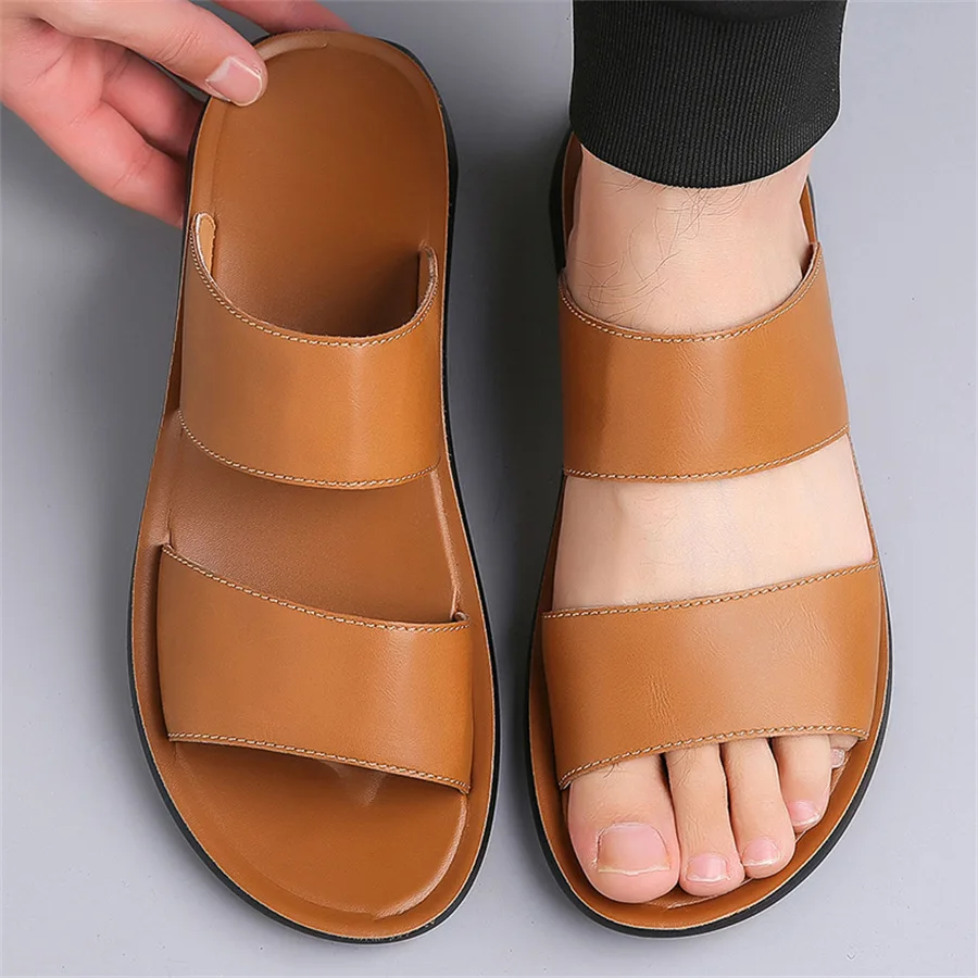 Sandals Men Leather Luxury Brand New Fashion Summer Men Shoes Vintage Flats Casual Non-slip Beach Sandals Men 2026 New