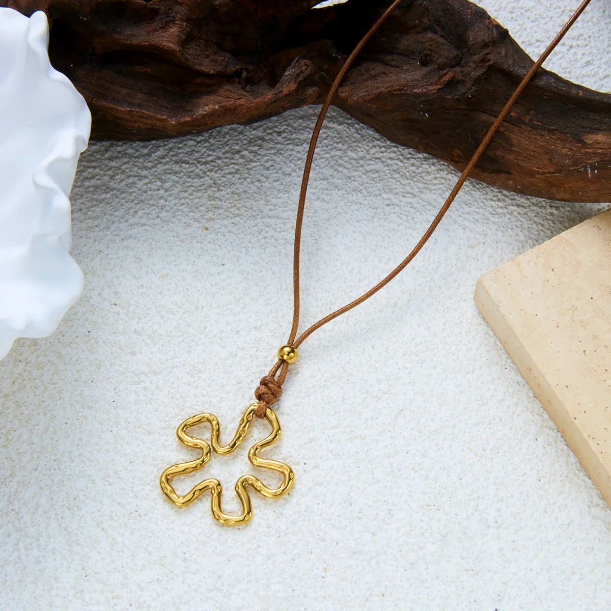 Halskette mit Anhänger in Form einer hohlen Wassertropfen-, Kreis-, Herz- oder Blumenform aus Edelstahl für Damen und Herren, minimalistischer, geometrischer Schmuck mit Wachsschnur. – Detail 12