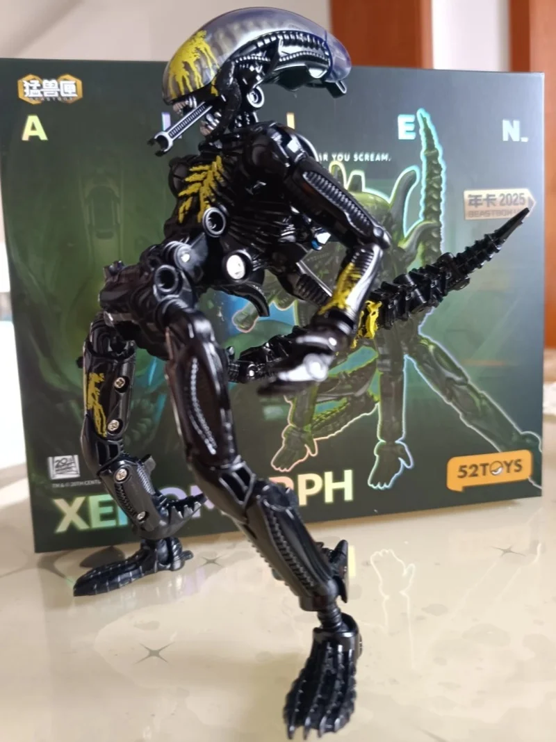 

【In Stock】52toys Beast Box Alien 2.0 Limited Edition Genuine Transfiguration Toy Mobile Model Handpiece