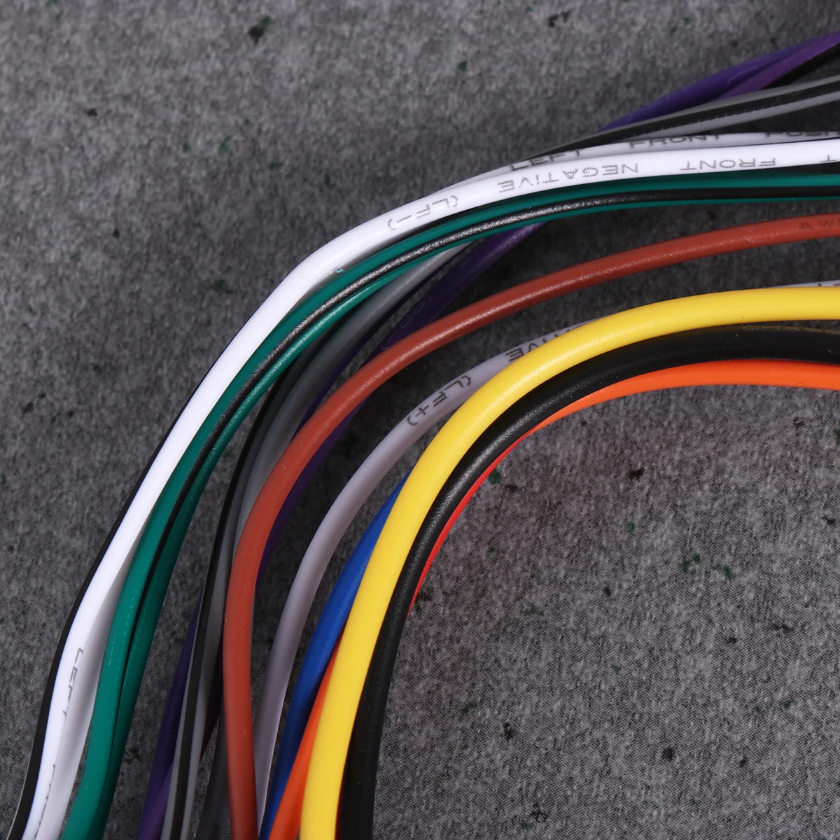 

Durable Heat-Resistant 16 Pin to Car Audio Cable Adapter Replacement for Radio Cd Dvd Player Stereo Harness Wire Harness