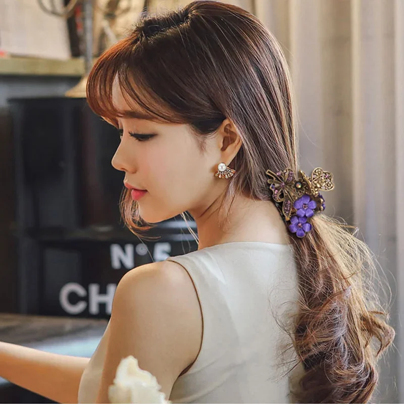 Vintage Crystal Flower Hair Claw Korean Simple Elegant Ponytail Clip Female Ladies Hair Styling Accessories Mother\'s Day Gifts