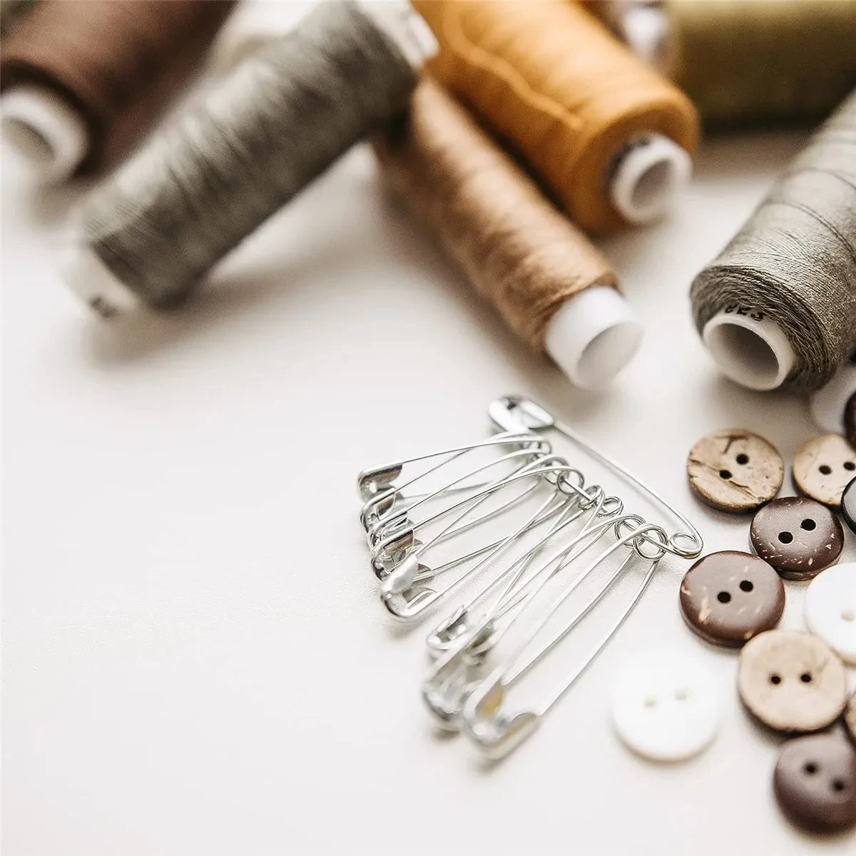 260Pcs Assorted Safety Pins Pack, Durable Sewing Tools
