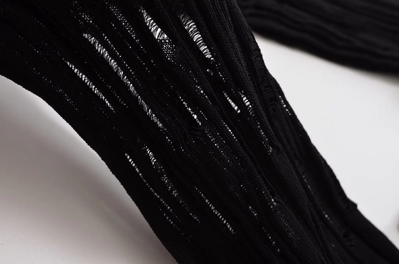 Withered French Black Cropped Design Knitwear Fashion Ladies Elegant Knit Cardigan Jacket Women