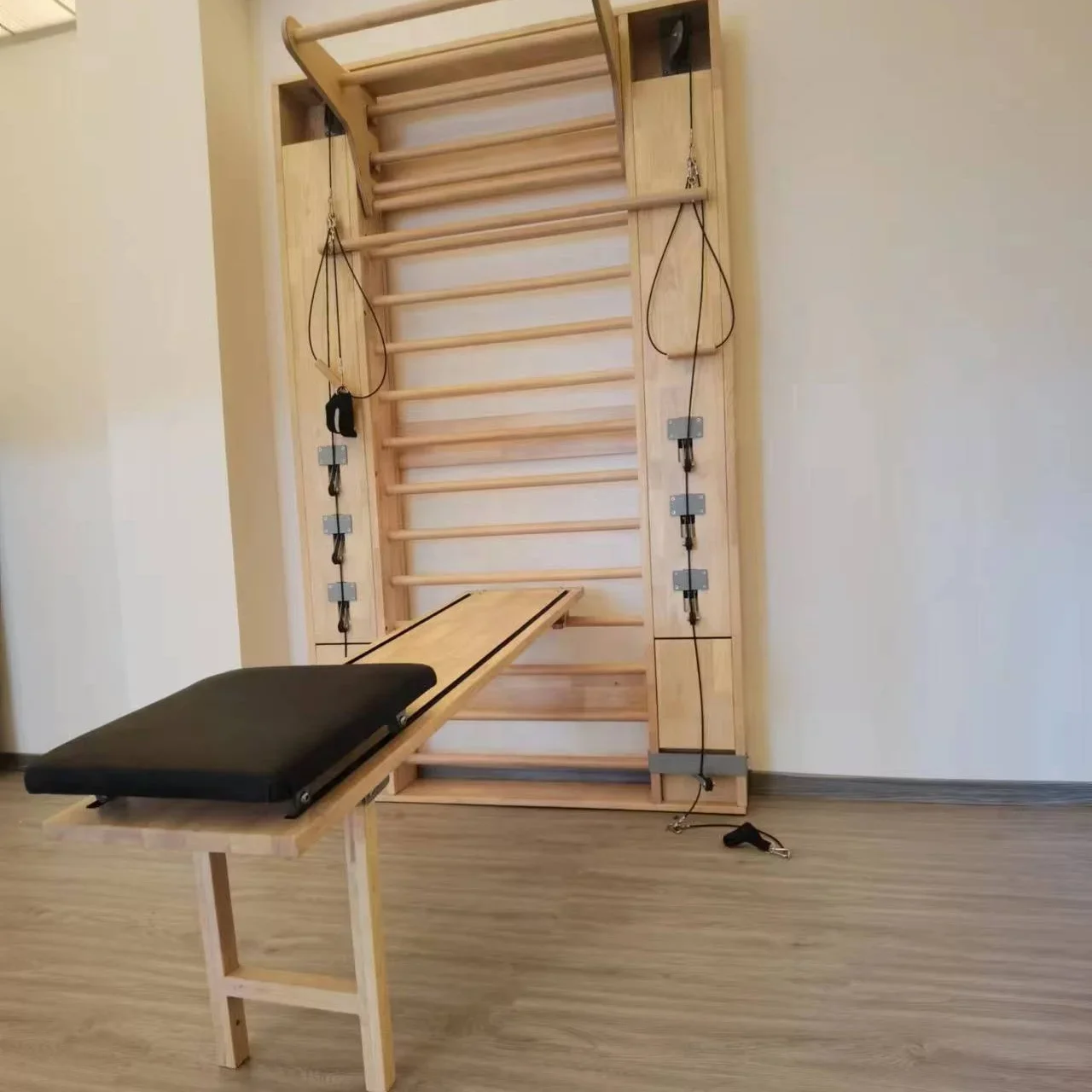 

Home Fitness Physical Therapy Solid Wooden Stall Bar Wall Mounted Pull up Swedish Ladder for Body Exercise