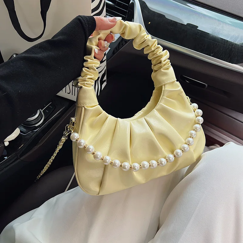 

2025 New Soft Pu Cloud Handbag Fashion Silver White Pink Yellow Ladies Tote Shoulder Bags Chain Crossbody For Women Party Bags