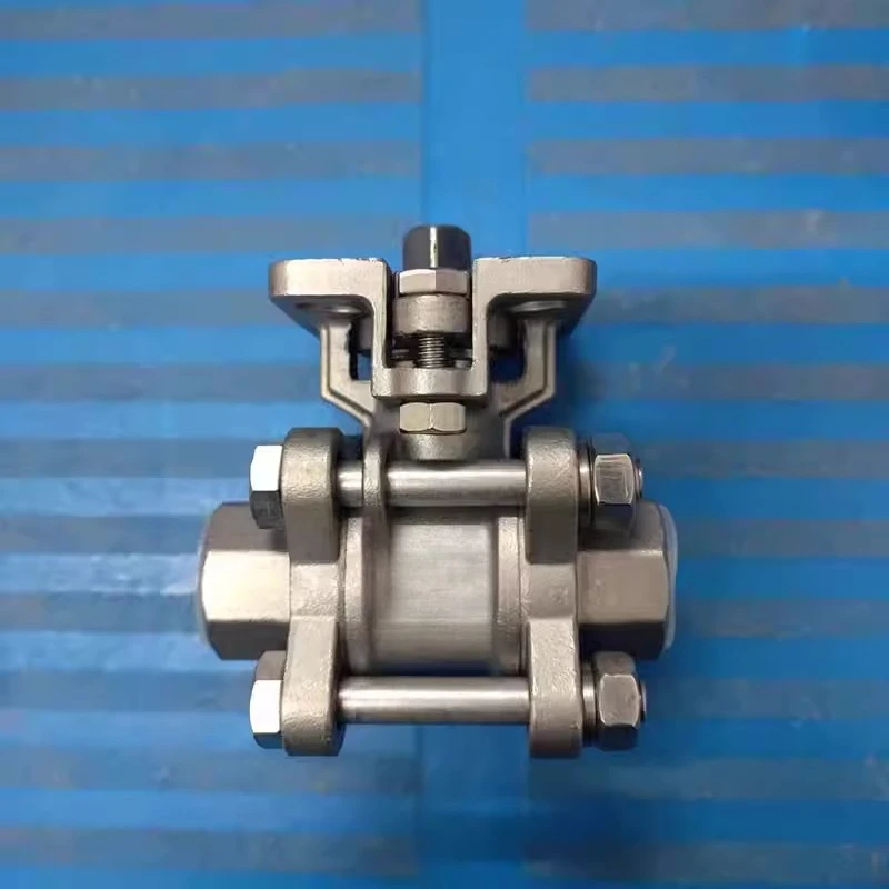 

Stainless Steel Pneumatic Ball Valve 1/2 Inch CF8M 1000WOG High Platform Threaded Valve Body Actuator
