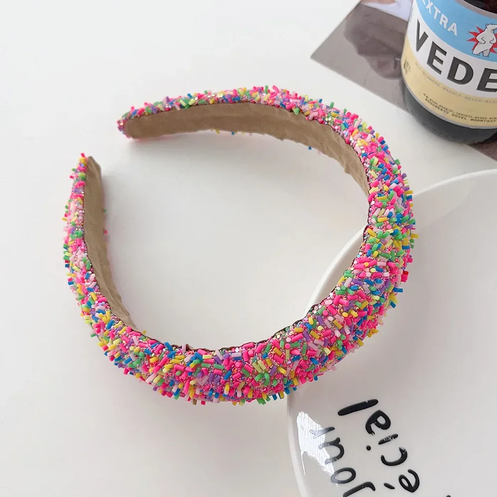Accessoire de cheveux de bandeau en éponge à larges bords de couleur bonbon pour les femmes