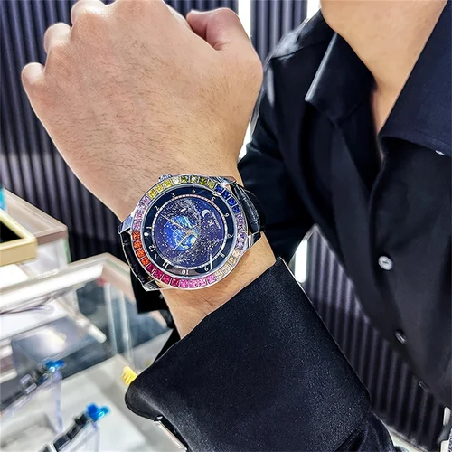 Imagen 2 del producto Reloj de hombre resistente al agua con luz nocturna y esfera mecánica completamente automática con diamantes de Color cielo estrellado giratorio creativo a la moda