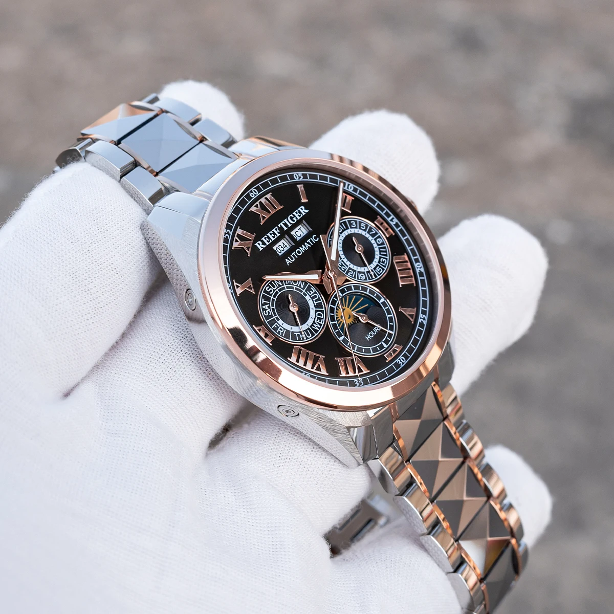 Reloj Reef Tiger Clásico para  - Moonphase Complication Watch reseña y precio