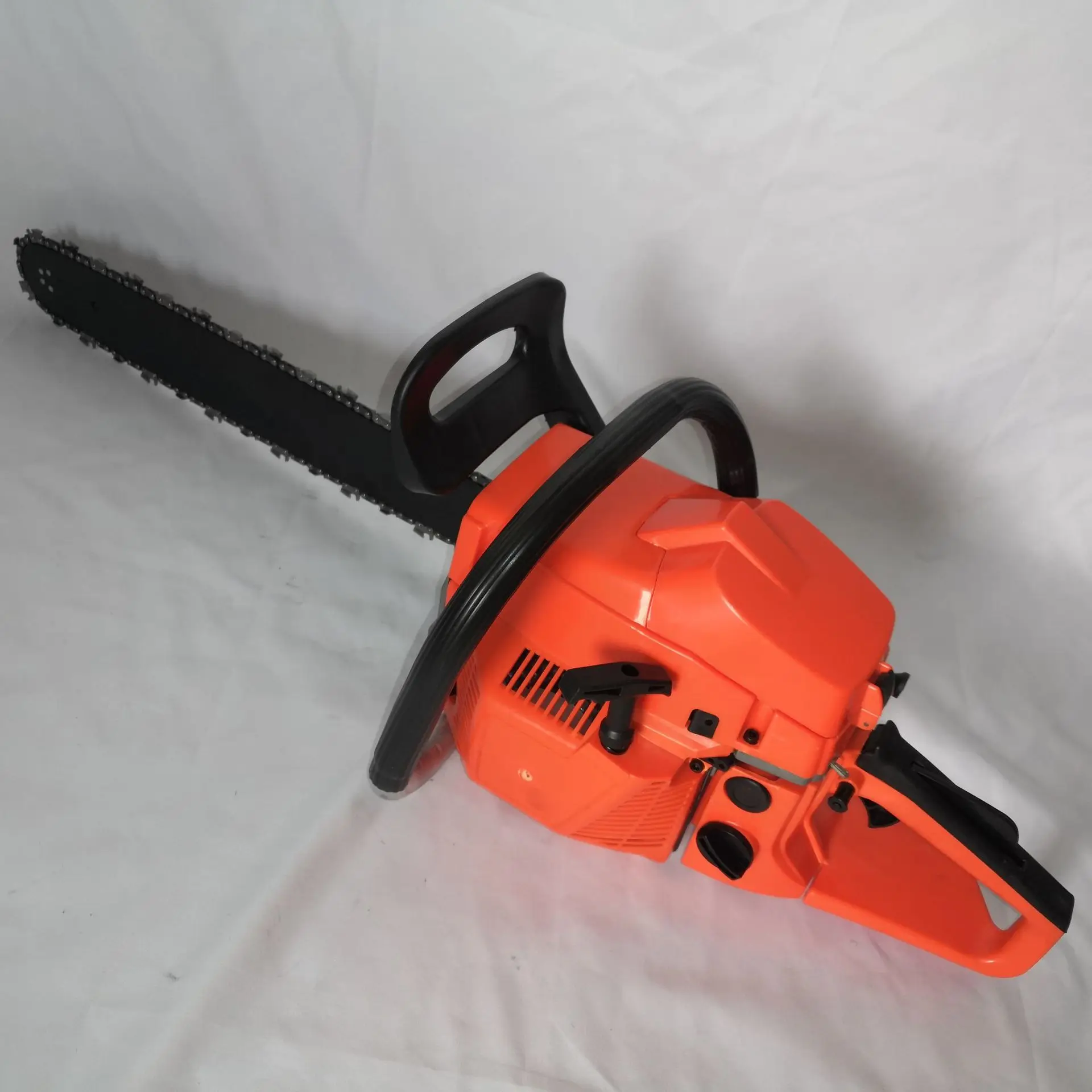 

saw Agricultural tools Logging saw Tree cutting machine Fuel saving Super easy start High power chainsaw