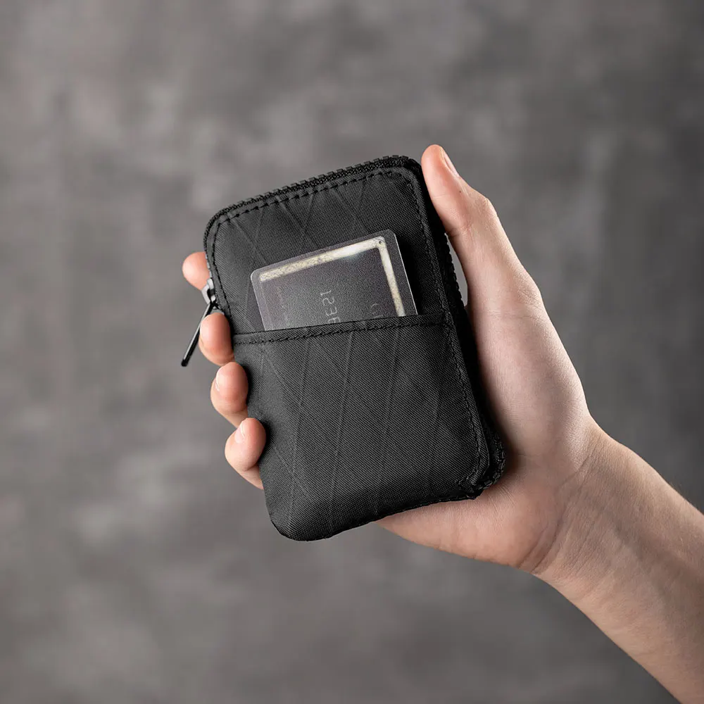 Чехол для карт на молнии — используется как кошелек для карт и мешочек для монет — вмещает 12-20 карт и наличных — с черным блоком Axoflux и RFID