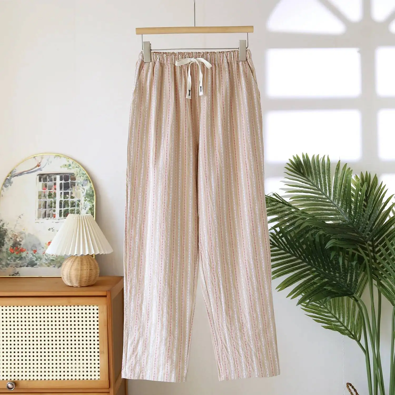 

Парный стиль, полосатый дизайн, длинные с боковыми карманами, простые и повседневные хлопковые цветные тканые тонкие пижамы, брюки для домашней одежды