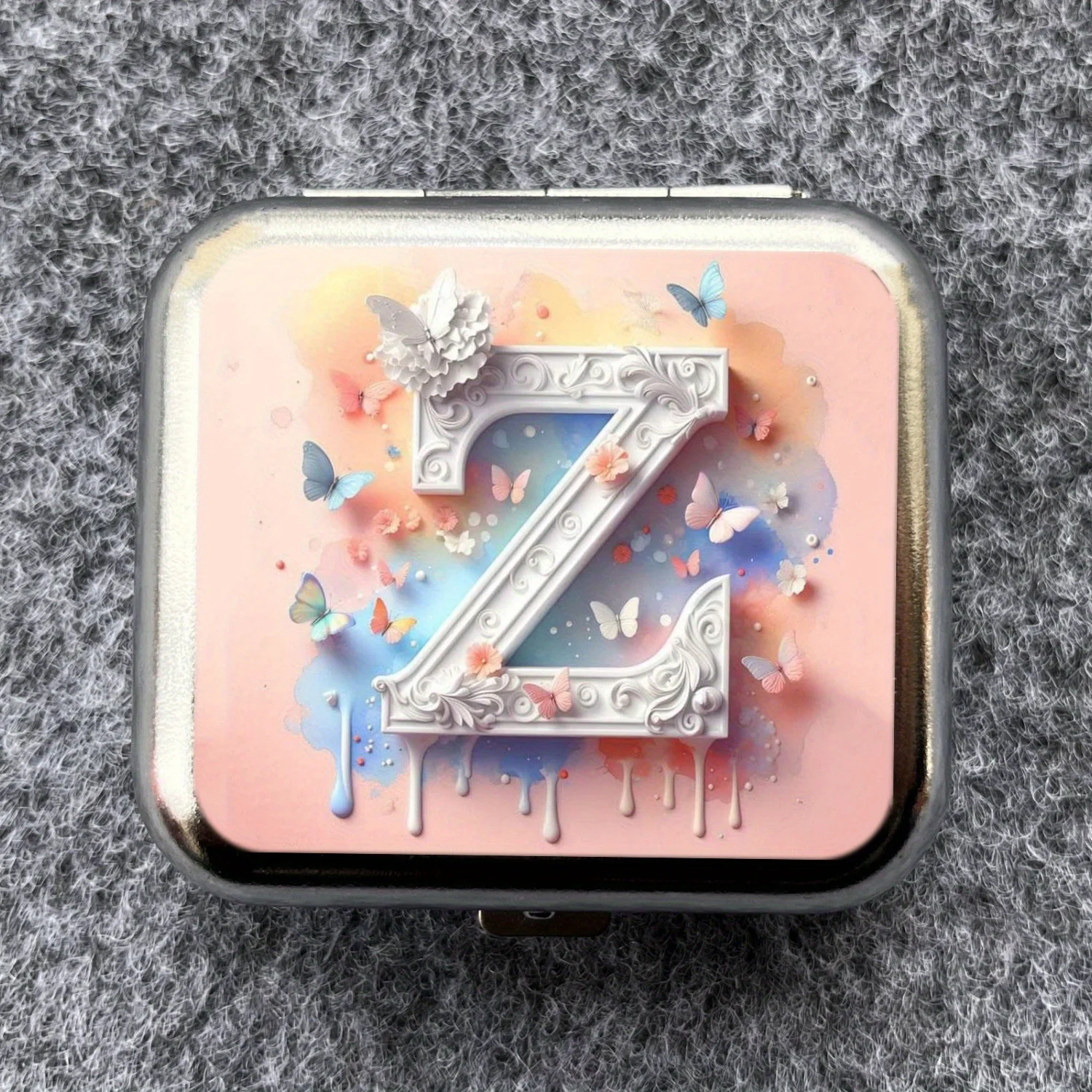 Compact Portable Mini Metal Ashtray with Decorative Z Design and Butterfly Motif – Durable Pocket Size Smoking Accessory, Gifts