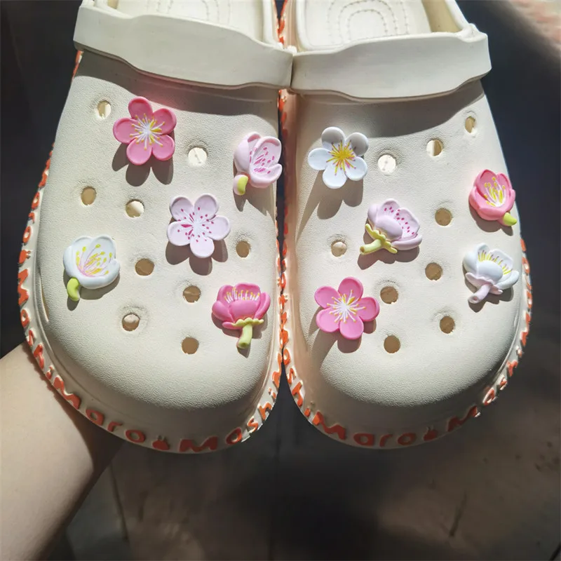 2024 Hot Salling  Colorful Flowers Resin Hole Shoe Charm Accessories Diy Shoe Buckle Decor Fit Pins shoes Charms Kid Party Gift