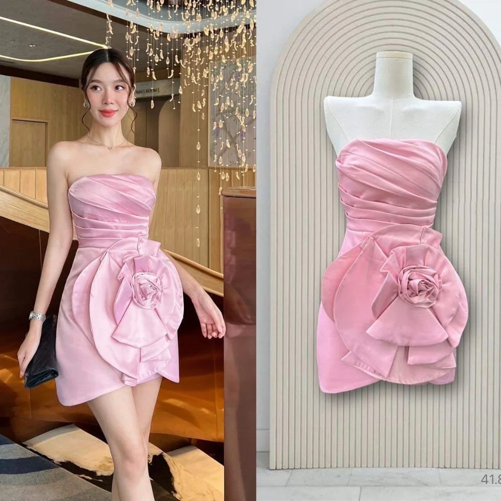 

Exquisite Applique Flower Pleat Handmade Flower Column Strapless Mini Dresses Homecoming Dresses Classic Elegant Matching