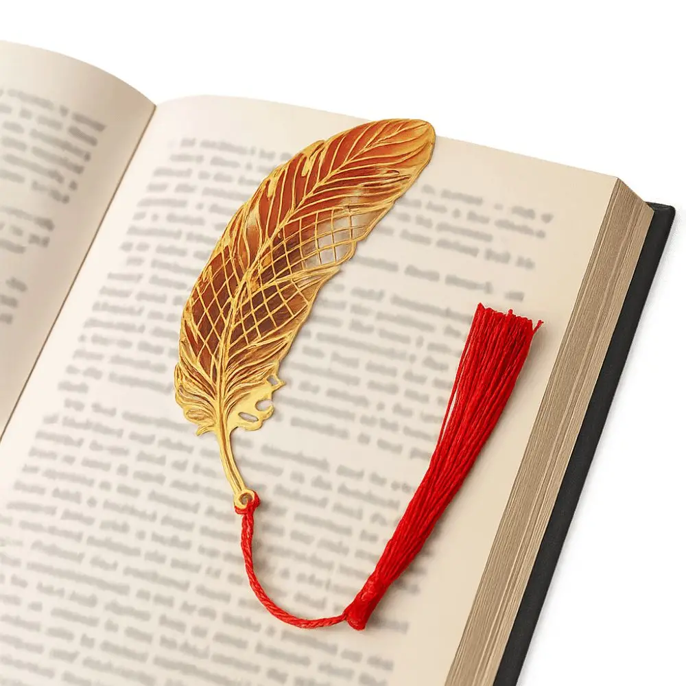 Vintage Metal Bookmark Light-Transmitting Feather Shape Peacock Feather Bookmark Creative with Tassel Hollow Out Bookmark