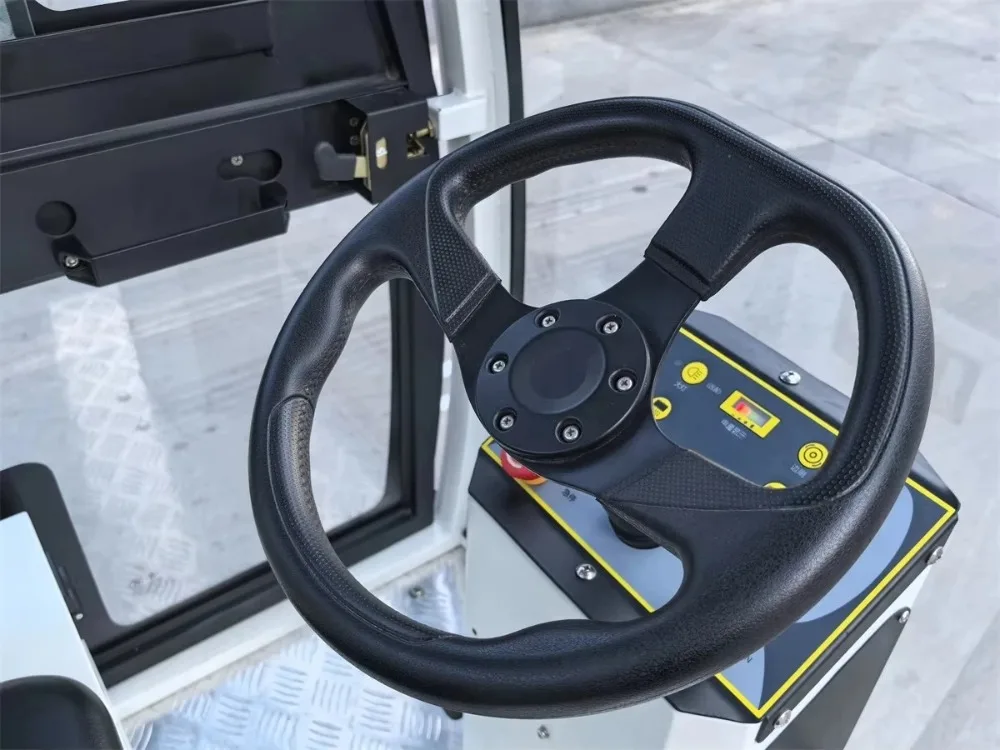 لوازم التنظيف الصناعية آلات تنظيف الأرضيات ذات الضغط العالي للفنادق