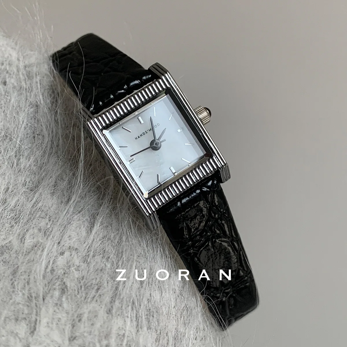 ساعة نسائية أنيقة، شكل مربع، كلاسيكية وأنيقة، ساعة يد نسائية متطورة، مثالية كهدية للنساء. #3