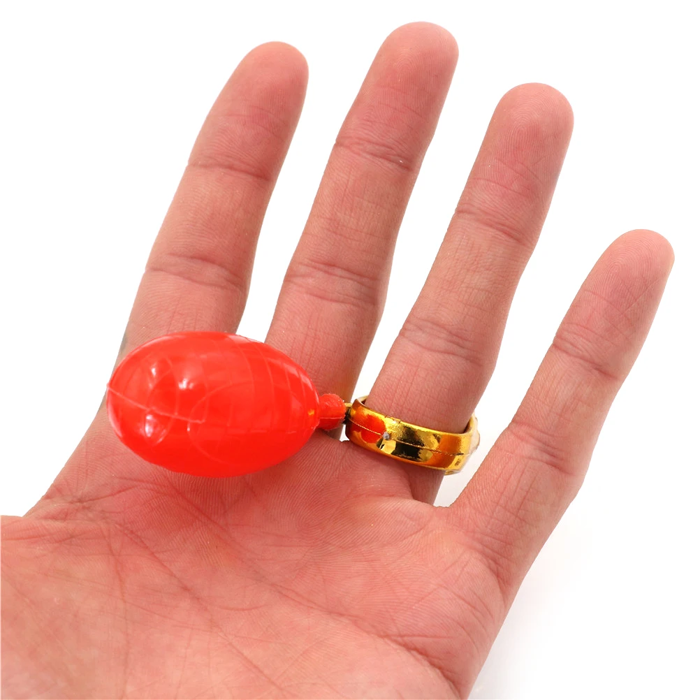 1Pc New Squirt Ring Water Ring Tricky Toys Spray Water Funny Gags Prank Jokes Toy Fool's Day Party Favor Gift Prank Toy 24x16cm