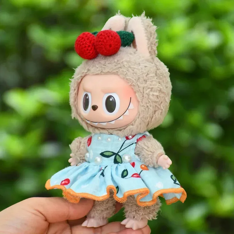 

Mini Cute Doll Outfit Soft Knitted Sweater Suit Doll Accessory Cherry Pleated Skirt Hairpin Set for Labubu For Baby Kid DIY Toy