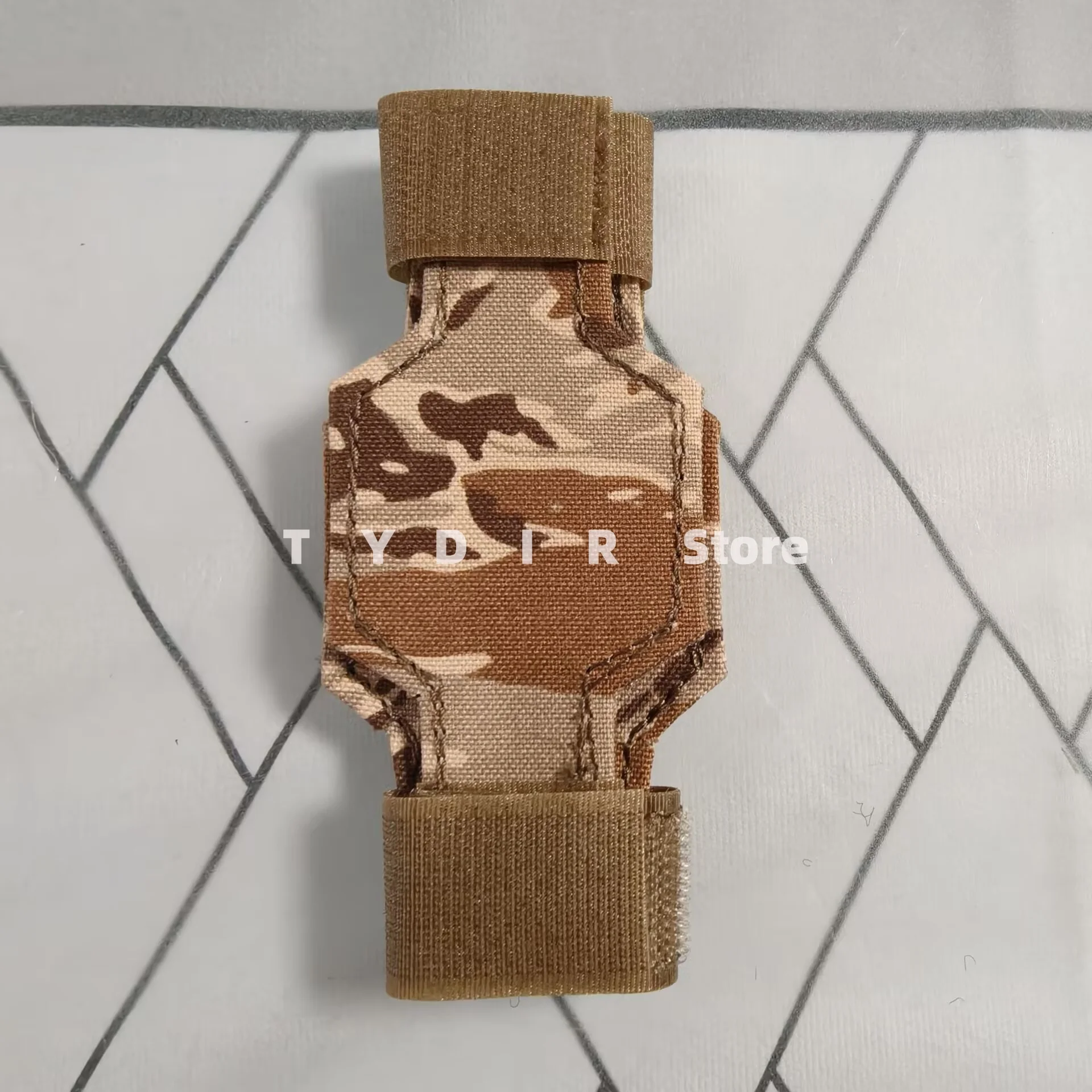 حافظة ساعة تكتيكية مموهة قابلة للطي من النايلون وغطاء حماية لساعة المعصم