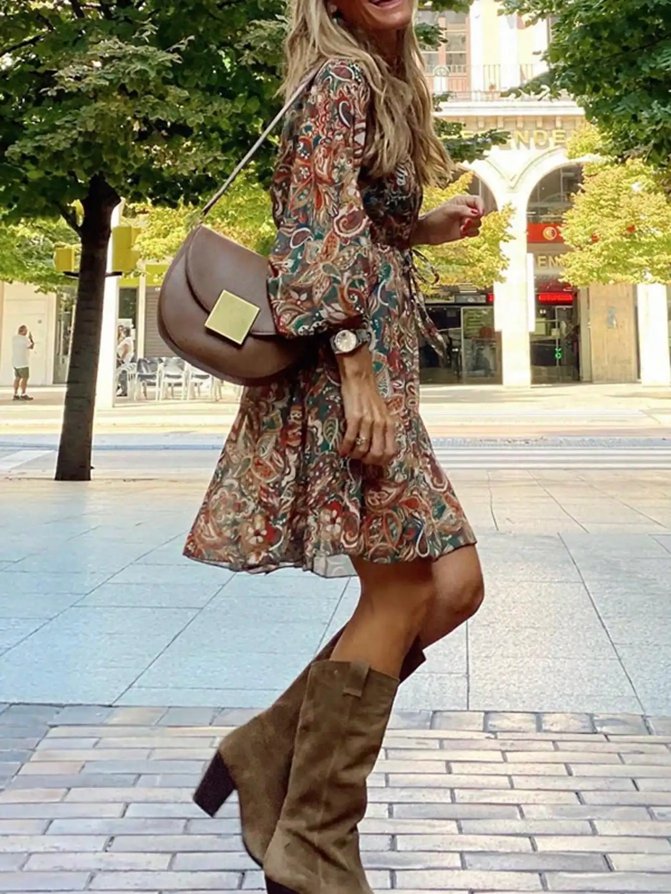 2026 Women's casual and elegant V-neck floral long sleeved comfortable knee length dress, suitable for daily travel  1