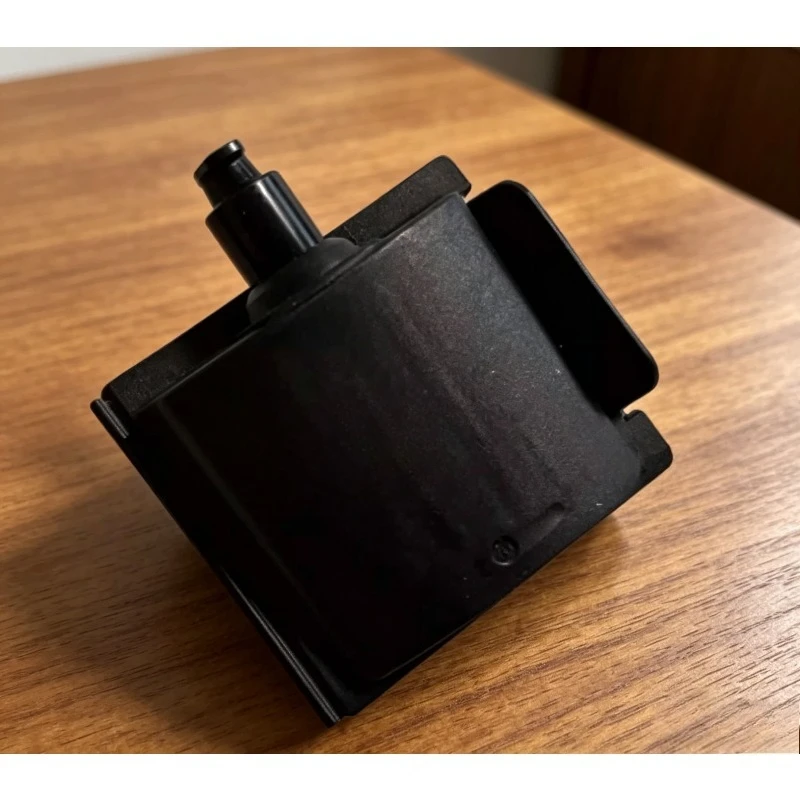 

Замок-фиксатор крышки топливного бака для Mercedes-Benz A180L C260L CLA200 GLA GLB GLE GLS, OEM 0008206112, оригинальные автоаксессуары из Китая