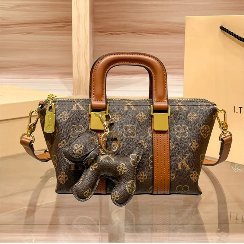 

Брендовая женская сумка 2025 года, новинка осени и зимы в стиле ретро, высококачественная дизайнерская сумка через плечо, трендовая сумка-тоут